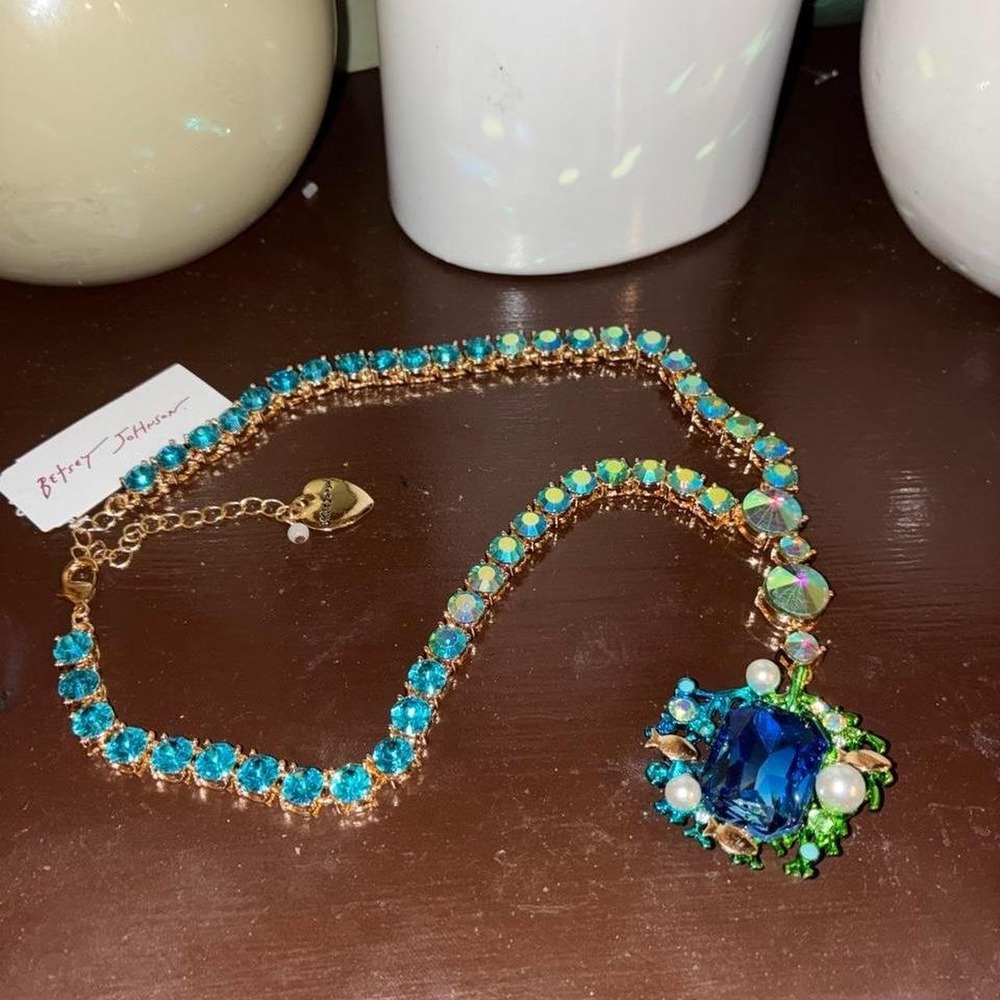 Betsey Johnson Mermaid Jewels Necklace Womens OS Blue NWT Crystal Pendant Y2K